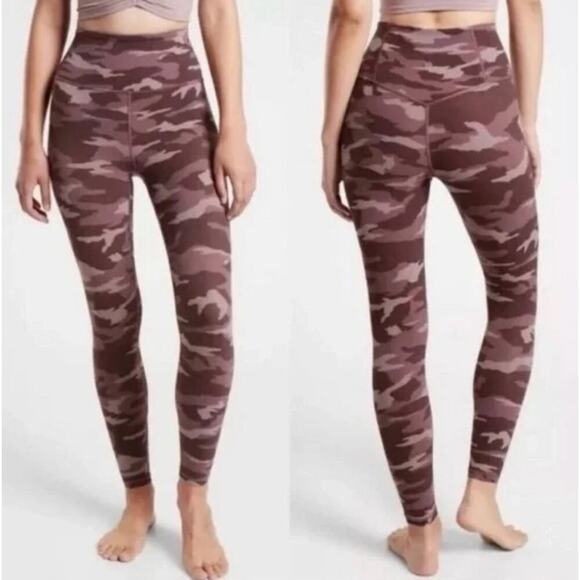 Athleta Elation Pink Camo 7/8 Tight Size M Activewear Leggings - Picture 1 of 9